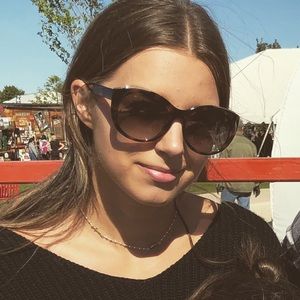 Meet your Posher, Amber